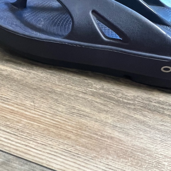 Oofos Blue Sandal- M-9 W-11 - Picture 8 of 10